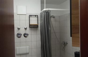 NEU Casa Ludi Pforzheim Eutingen gute Wohngegend direkte Buchung möglich keine Freigabe erforderlich inklusive Balkon Terrasse und Tiefgaragenparkplatz im Haus - Foto 24