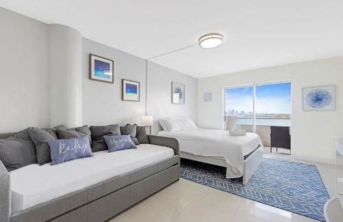 Waterfront Studio Condo in the Heart of Miami - Skyline & Bay Views - Foto 3