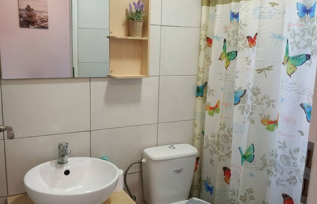 Small Apartment For 3 Pers 70meters From The Beach - Photo 23