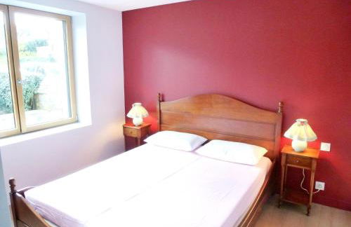 Cottage in Plougasnou Near Stunning Beaches - Photo 8