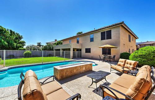 Spacious Home with Heated Pool in Litchfield Park! - Foto 1
