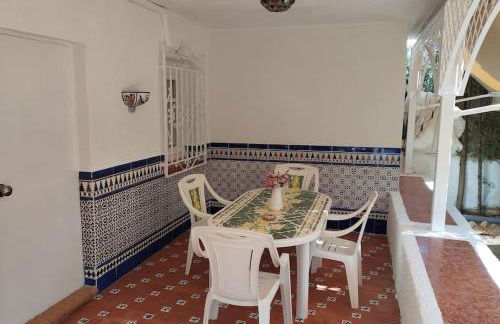 Casa en Granada con maravillosa piscina - Photo 1