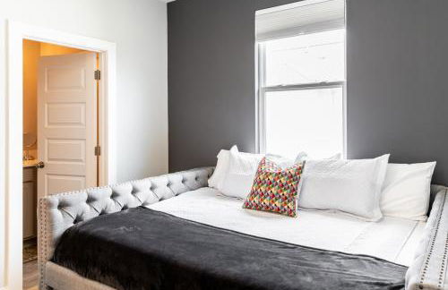 STAR Retreat Townhome with Garage 3 miles to Downtown - Foto 36