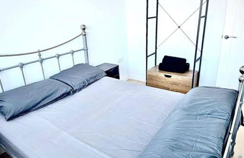 107 Brambles Chine, Holiday Coastal Chalet - Photo 11