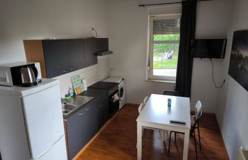 Preiswerte Apartments für Monteure, WLAN, Smart-TV & kostenfreie Parkplätze - Foto 19