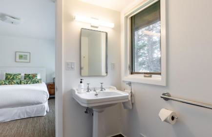 The Purcell House by Avantstay Surrounded in Lush Greenery w/ Large Yard & Ocean Views - Foto 54