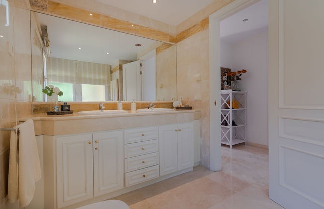 Super Front Line Location Apartment - Heated Pool - Foto 17