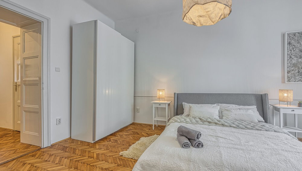 Spacious Apartment In Heart Of Zagreb - Happy Rentals - Foto 1, Habitación