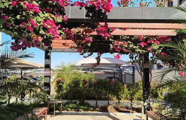 Apartamento com 2 quartos vista para piscina - Foto 43