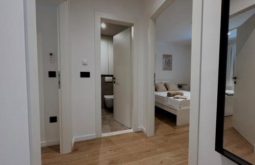 Dawn & Dusk - Modern Two Bedroom Apartment with Mountain Views - Photo 16