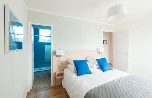 Tipoz'Immo - Maison de la Baie - vue mer et accès direct à la plage - animaux bienvenus - wifi inclus - linge inclus et lits faits - terrasse et jardin clos - parking gratuit - proche des commerces et des attractions touristiques - Foto 23