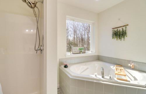 3 Mi to Kalahari Pocono Summit Home with Pool Table - Foto 17