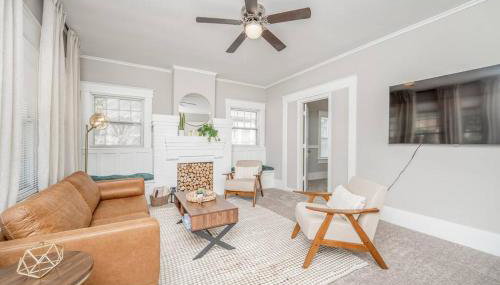 4 Bed 2 Bath Home by College Hill and Hospitals - Foto 2