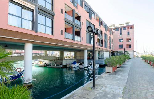 Dock of the Bay, Genova - Photo 82