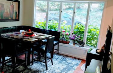 Hidden Gem on Hidden Valley Lane - Photo 3