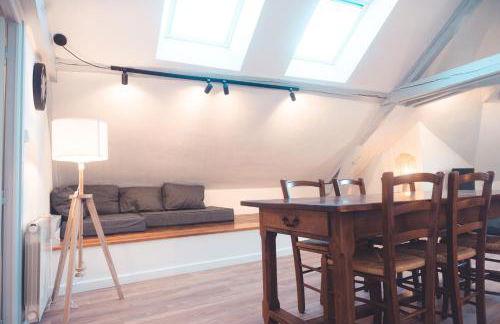 Le Nid dAigle - Spacieux logement sous les toits - Foto 17