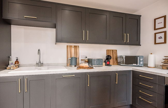 The Art Room Leiston Air Manage Suffolk - Photo 17