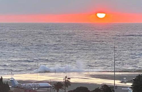 Panoramic Sea View - Terrace - Air Conditioning - 2 Bedrooms - Wifi - Kitchen - Tram - Foto 28