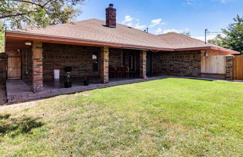 3 Mi to Downtown Roswell Home with Patio and Yard - Foto 24