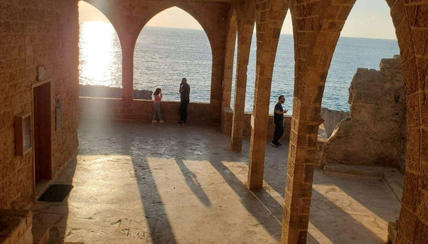 Muros fenicios de Batroun