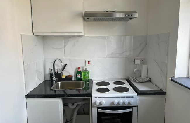 Remarkable 1-bed Studio Apartment in Redbridge - Foto 6