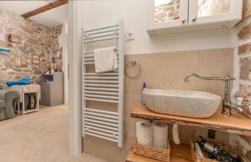 Amazing Home In Ugrinic - Foto 28