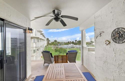 Stunning Ocean Views, Huge Patio, Heated Pool and Amenities! - Foto 45