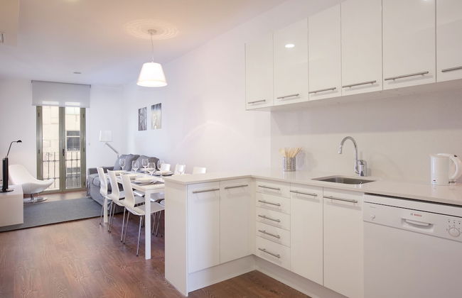 AB Montjuic - Photo 53