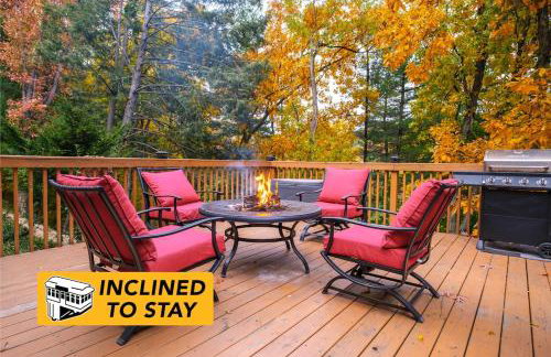 Secluded Hilltop Hideaway - Hot Tub! Two Living Rooms! - Foto 29