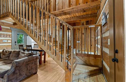 Little Bird Cabin by American Patriot Getaways - Foto 21