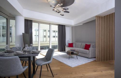 GoldenKey-Suites - Luxury Suite 'Rathausplatz' - Overlooking the Main Square - Air Conditioning & Elevator - Foto 3