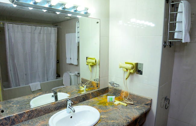 Golden Royale Hotel - Foto 22