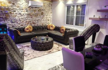 Eleni De Lux - Photo 31