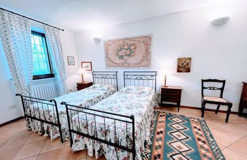 Exclusive Spoleto Country Park Pool Park Activities Mountain View Sleeps 28 - Foto 22