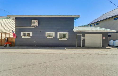 Private Hot Tub Deer Lake Home with Dock Access! - Foto 32