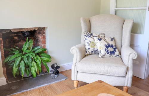 Questant Lodge - Photo 5