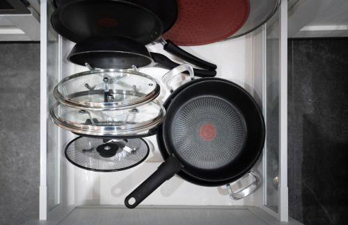 Elegant apartment with private garden, AC and garage, near airport - Foto 23