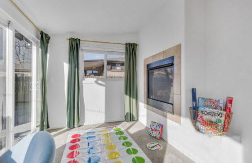 15min to Denver - AirHockey - Arcade - Minigolf - Sleeps10 - Foto 36