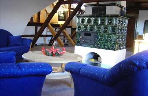 Maisonette-Traum im Erzgebirge 140m, 2 Schlafzimmer & Kachelofen - Foto 2