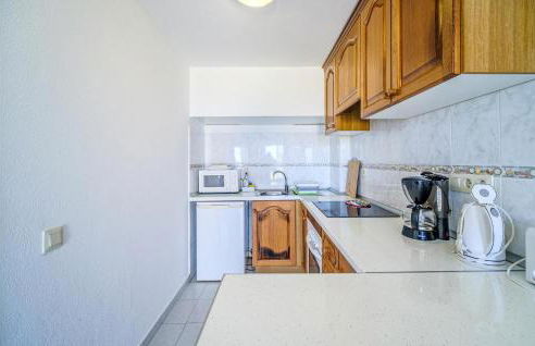 1 Bedroom Lovely Apartment In Denia - Photo 13