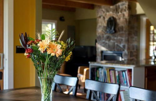 Deluxe Cottage Rental on a 100-Acre Farm on the Shenandoah River, Virginia - Foto 7