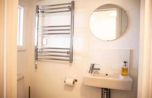 3 bedroom stunning house with garden and amazing sea views - Foto 23