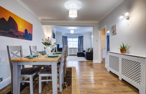 Spacious 4-Bed House in Welling - Free parking - Photo 9