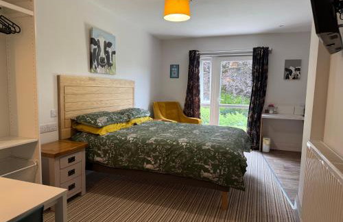 Highermead House - Photo 6