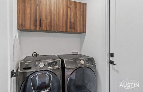 Pet-Friendly 3BR,2.5BA Home w Yard Near Mueller and Moody Center by Austin Vacay - Foto 38