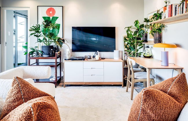 Extraordinary Stay in Mouille Point The Apartment - Photo 4