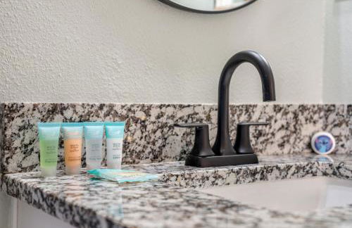 4BR Family Friendly Themed Pool Home Near Disney - Foto 50