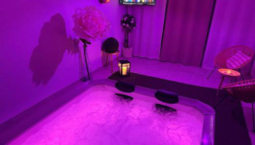 Villa neuve piscine Bali Spa Vue Pyrénées 5 min Cité - Foto 2