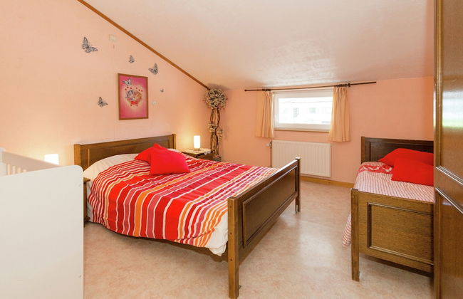 Group Cottage in Lierneux - Photo 1