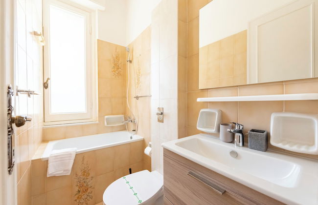 Chic flat with balcony - Foto 26